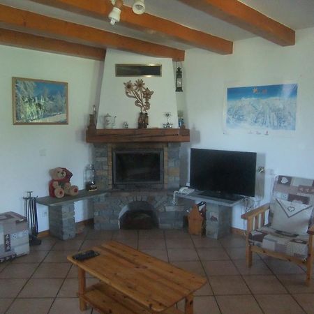 Chalet Les Gentianes ลาปลาญ ภายนอก รูปภาพ