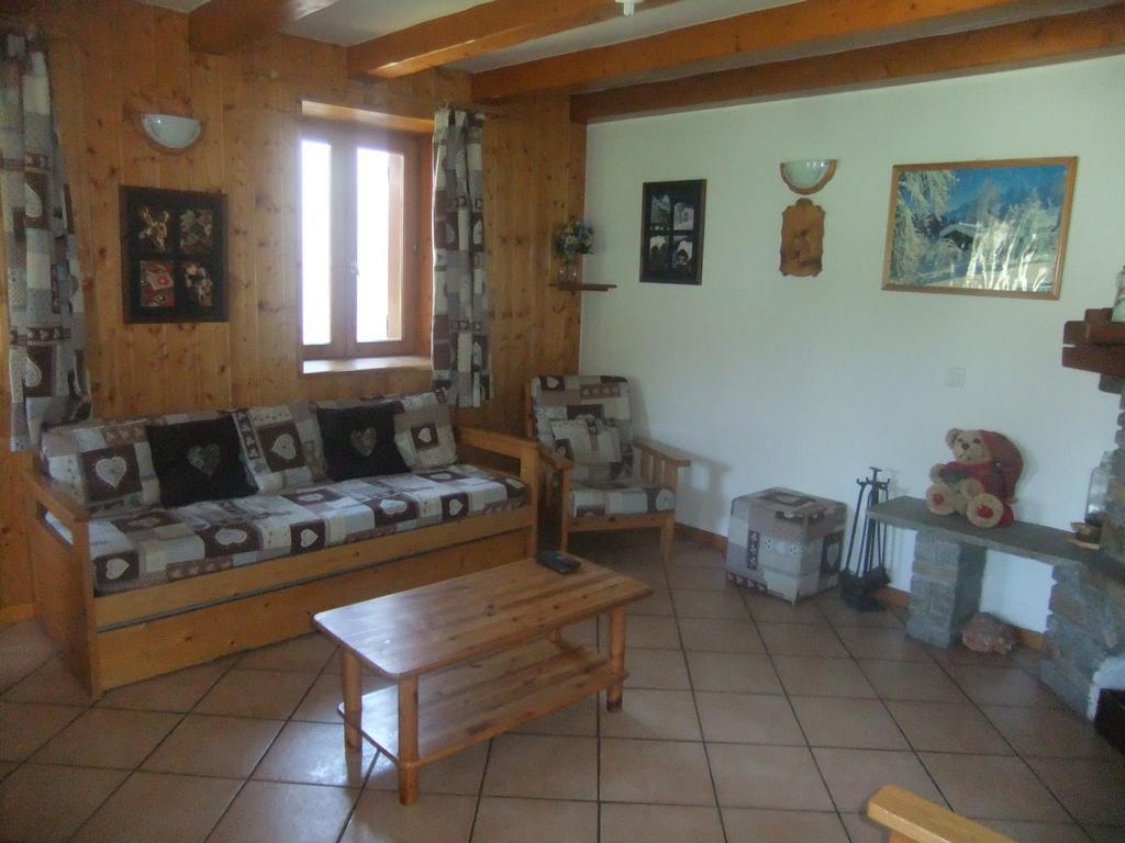 Chalet Les Gentianes ลาปลาญ ภายนอก รูปภาพ