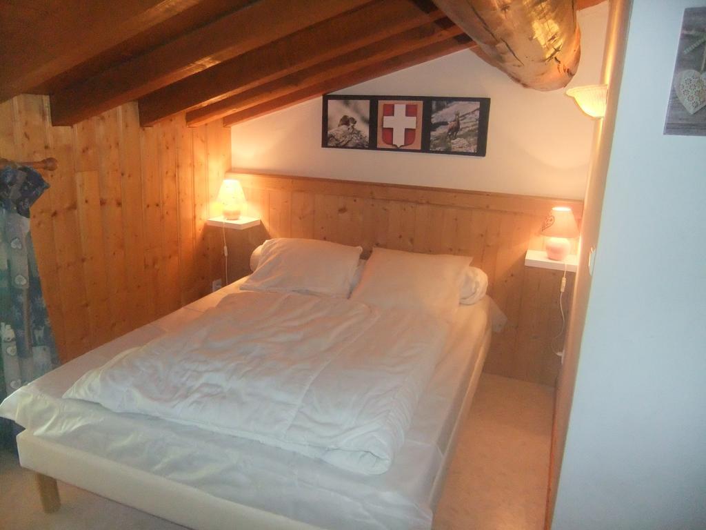 Chalet Les Gentianes ลาปลาญ ภายนอก รูปภาพ